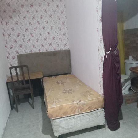 הוילה Florianópolis Kitinete Pequena Em Patio Compartilhado מראה חיצוני תמונה